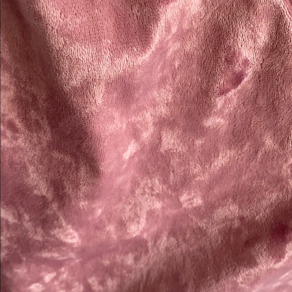 pink velvet top - Picture 2 of 3